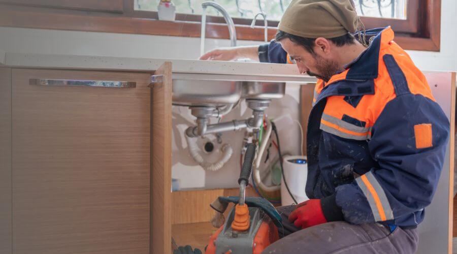 Professional Leak Detection in Saratoga, IN